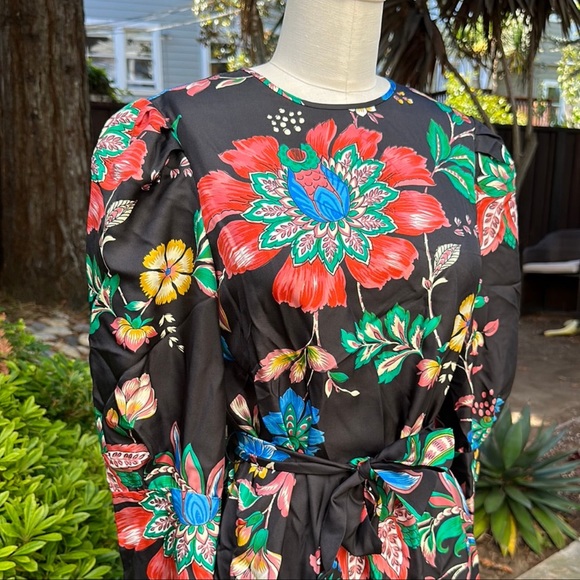 Black Iris The Greta Dress - Library Floral - Picture 3 of 9